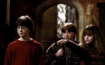 Garry Potter Va Hikmatlar Toshi Uzbek tilida 2001 kino skachat 4K - kadr 3